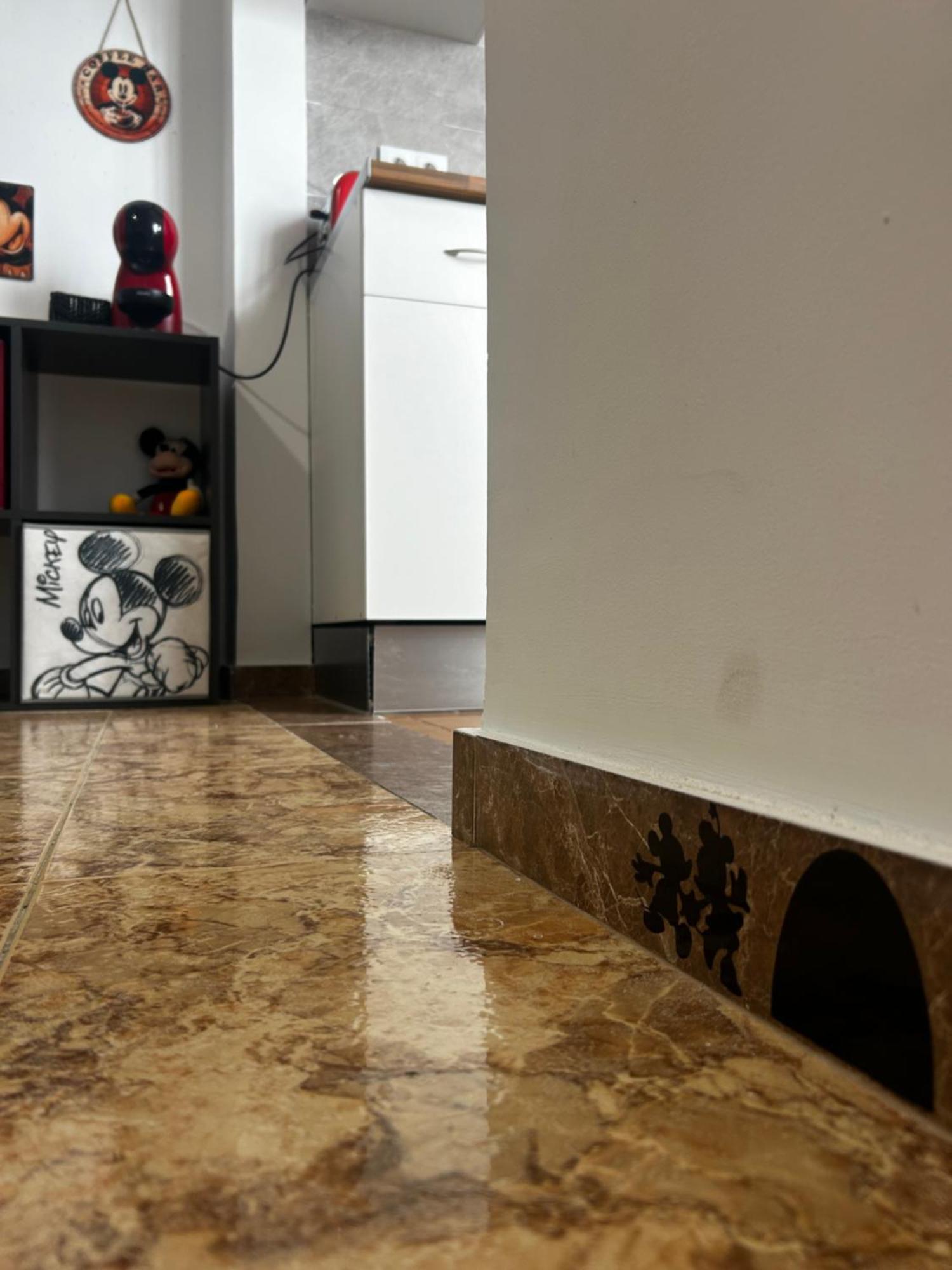 Mouse House Villa Novelda Luaran gambar
